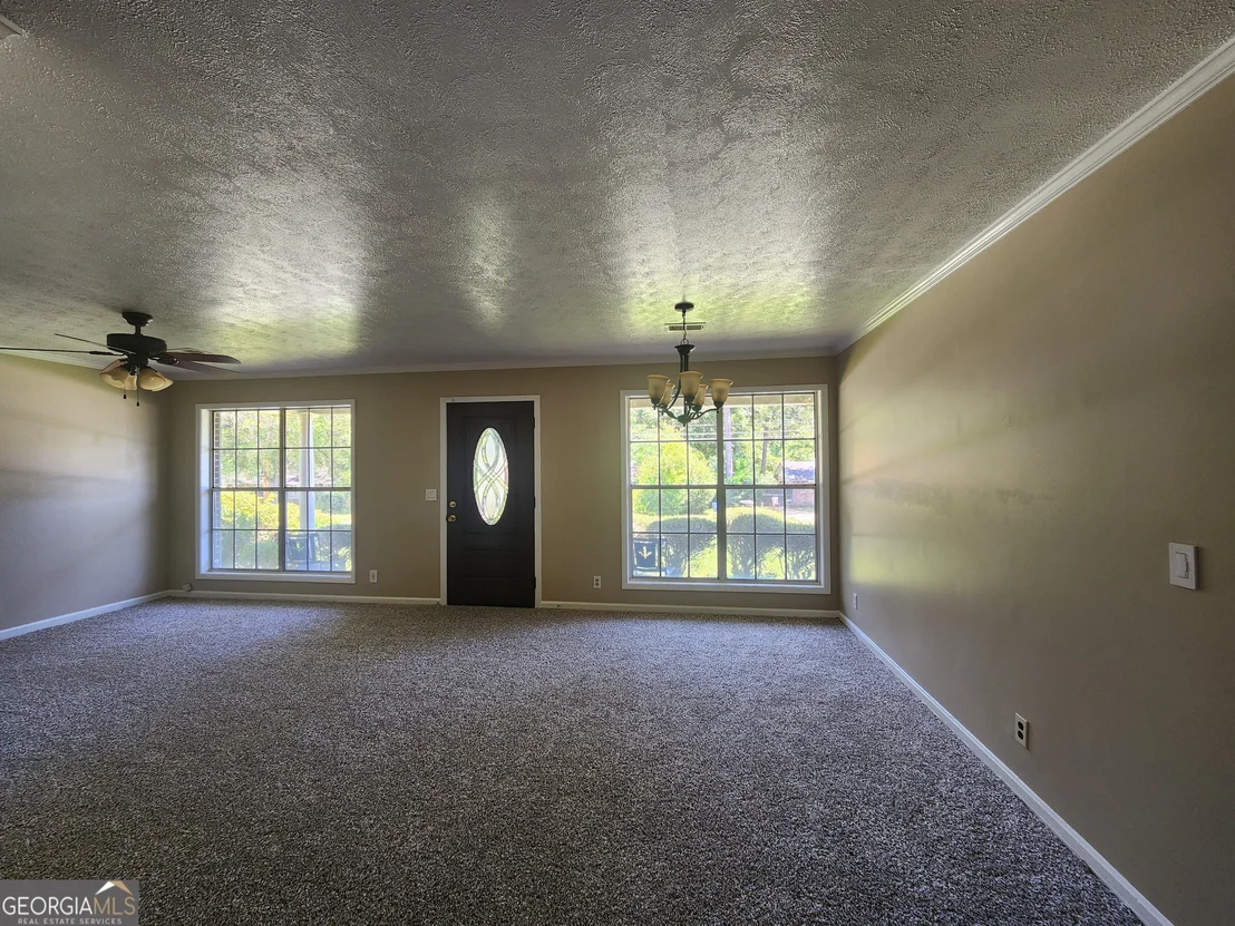 Photo of 2911 Foresthill Drive