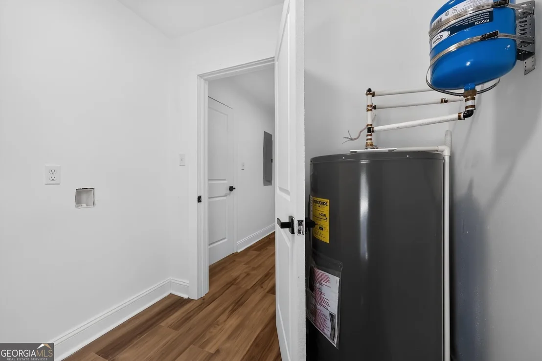 Photo of 562 Marjorie Place