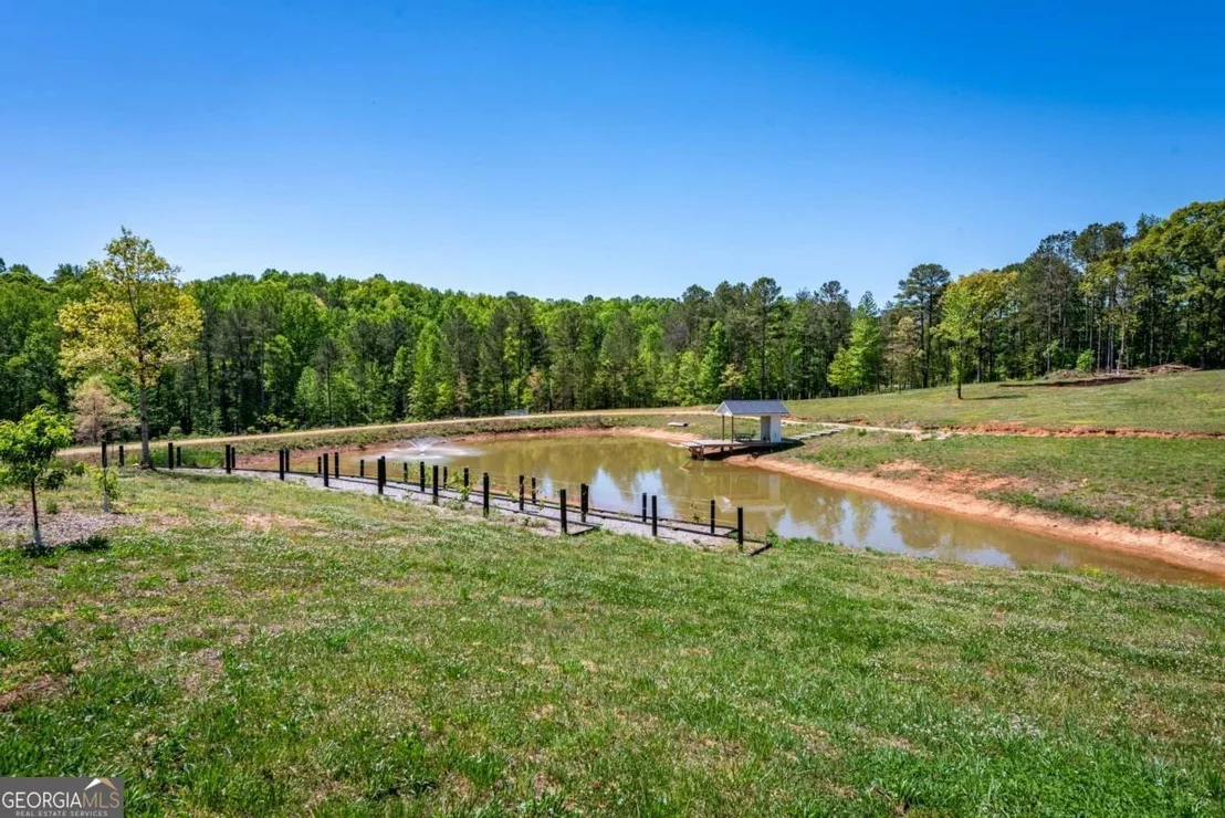Photo of 228 Grey Squirrel Point