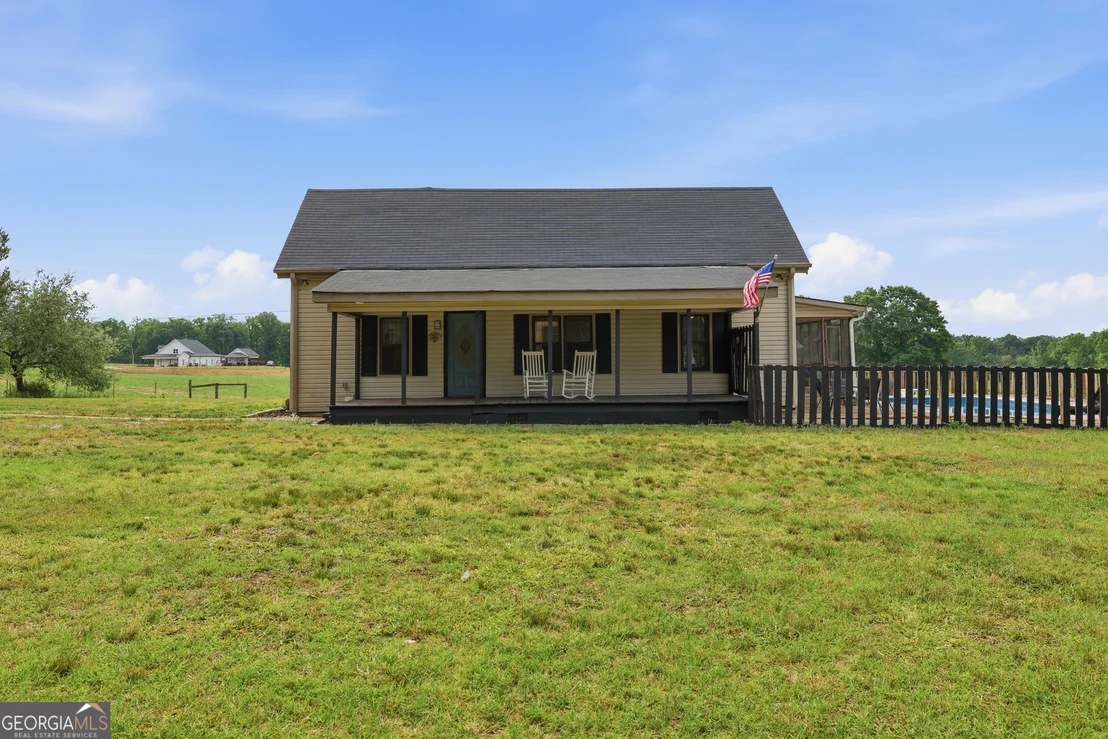 Photo of 5525 Sandy Cross Road