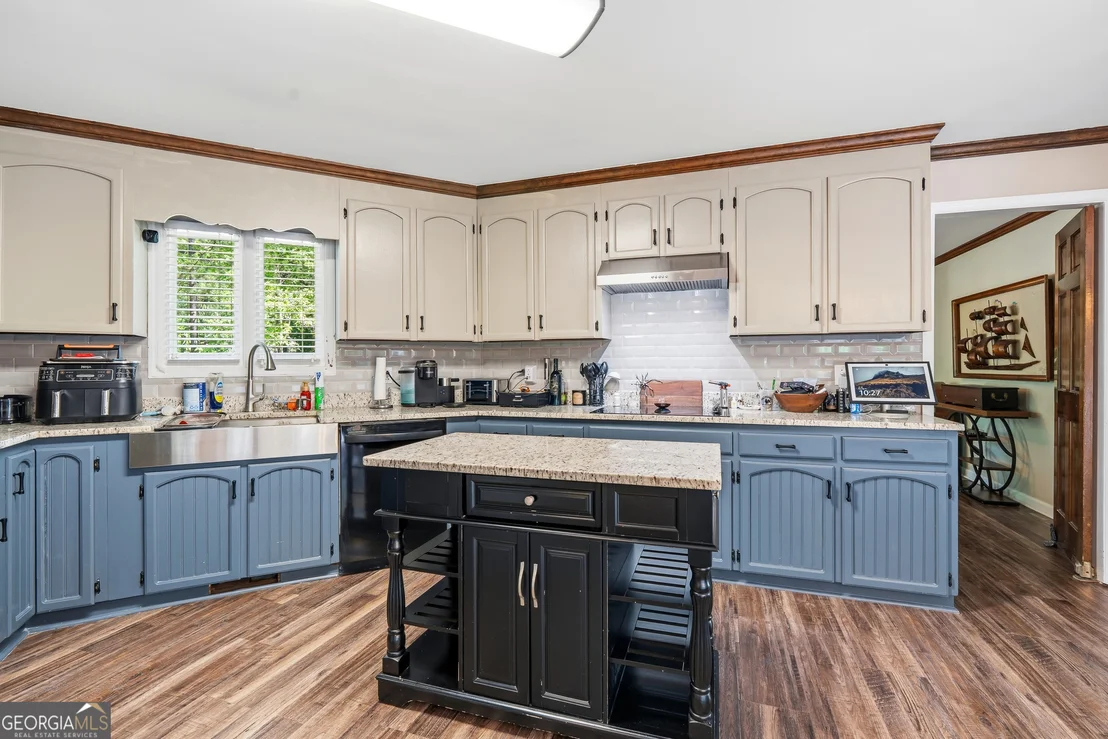 Photo of 160 Vonron Drive