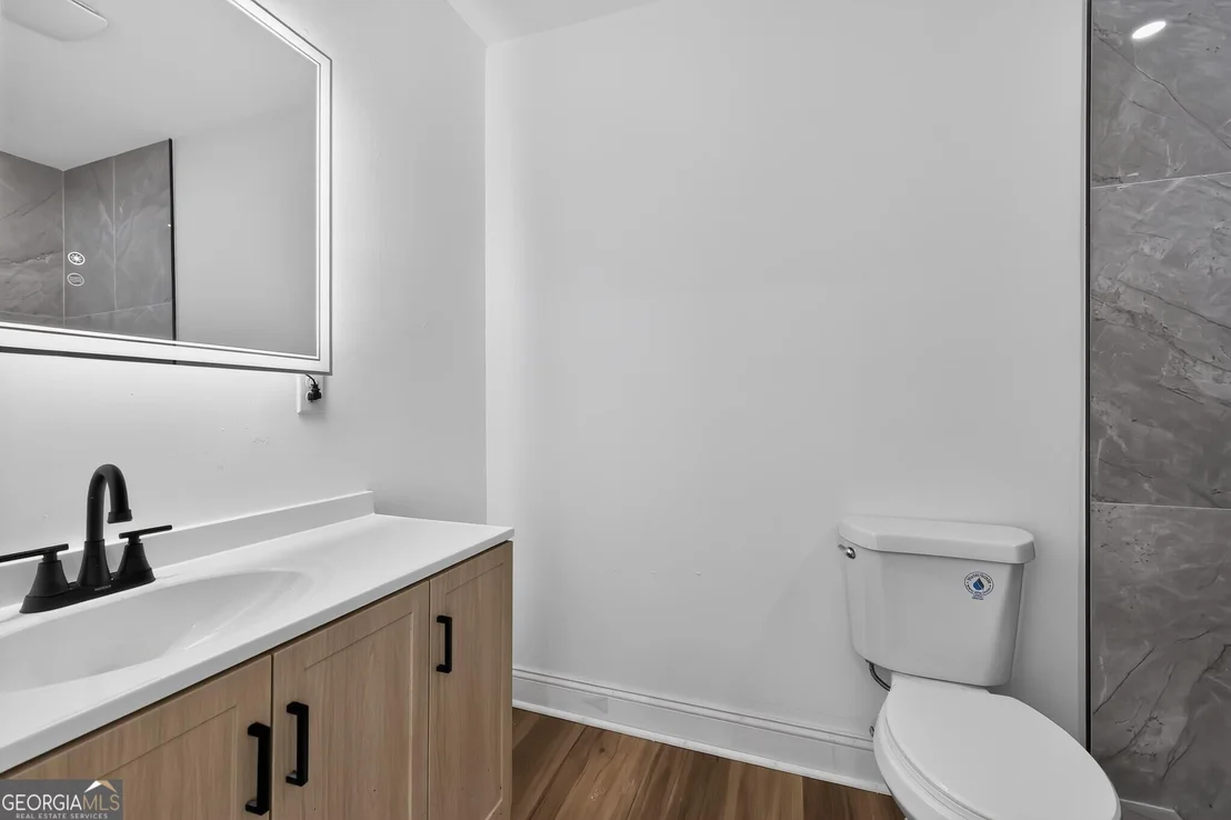 Photo of 562 Marjorie Place