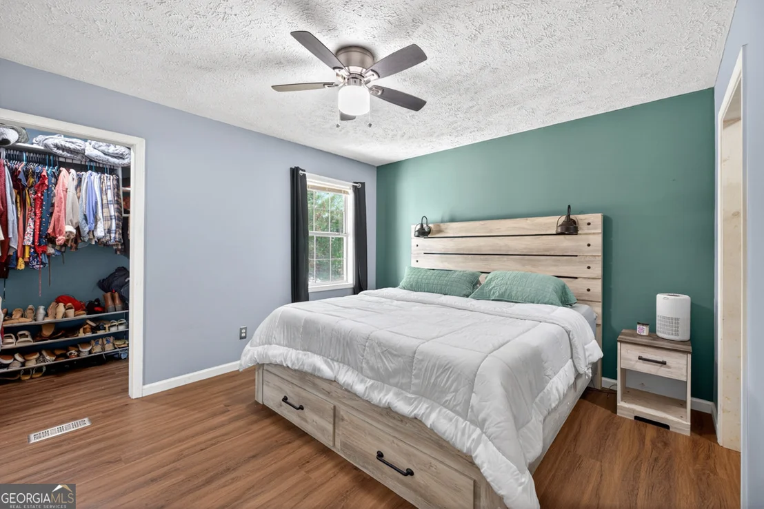 Photo of 386 Ridgewood Drive