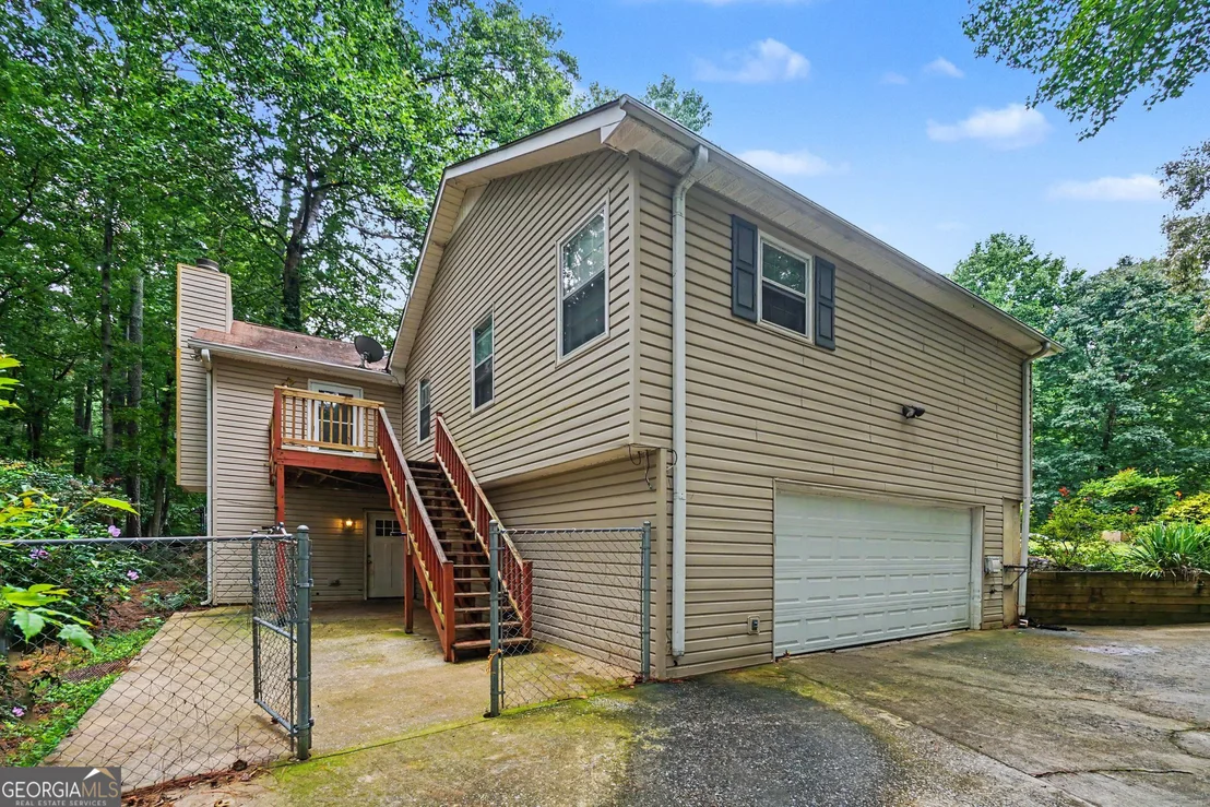 Photo of 6160 Picketts Ridge NW