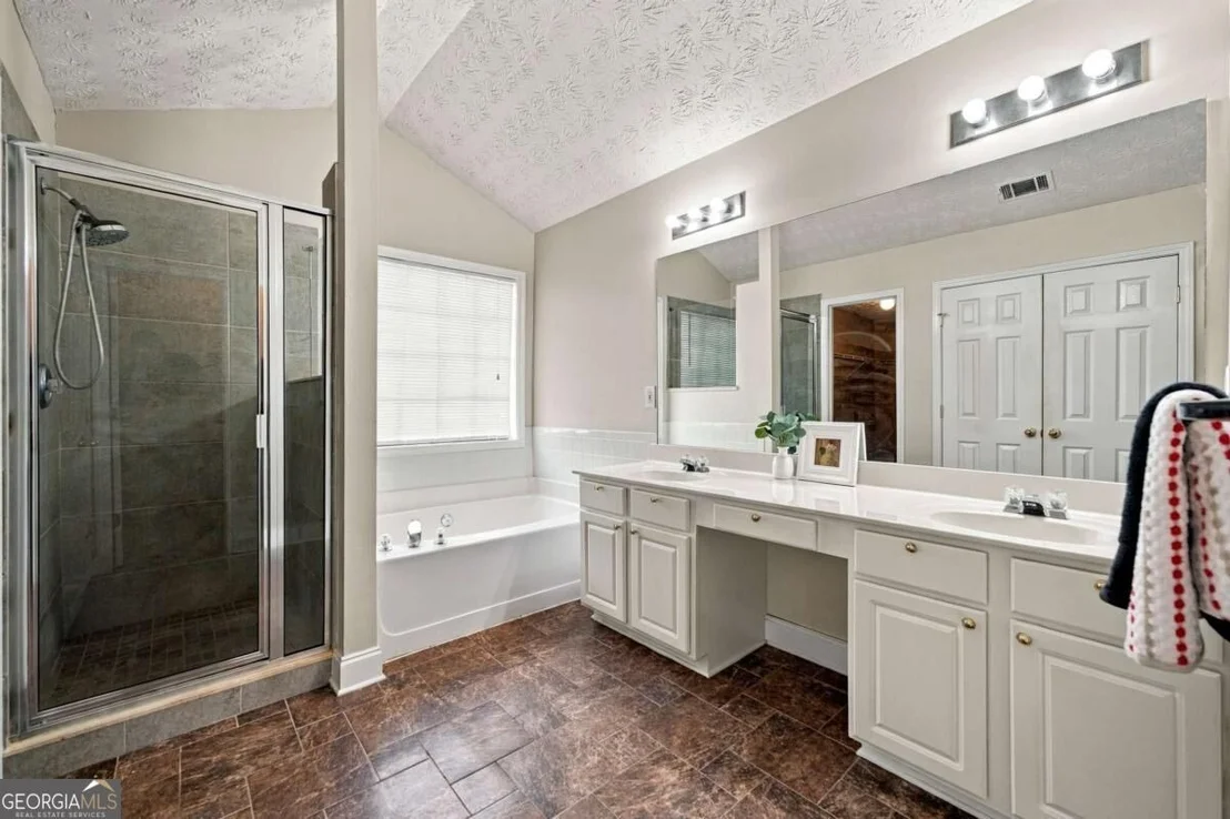 Photo of 80 Clairidge Lane