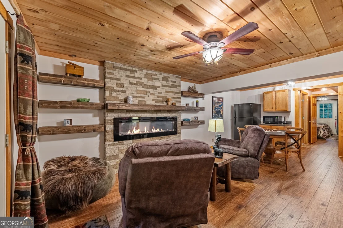 Photo of 4396 Highway 382 W