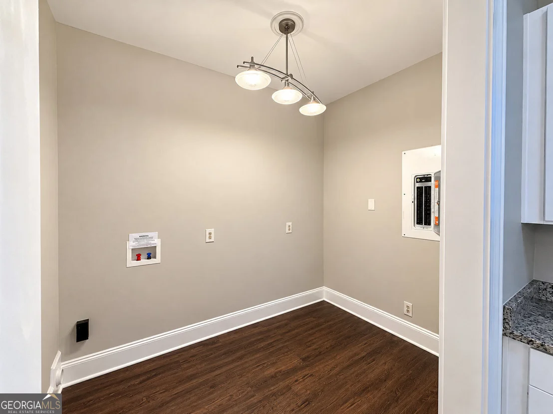 Photo of 6 Conifer Square