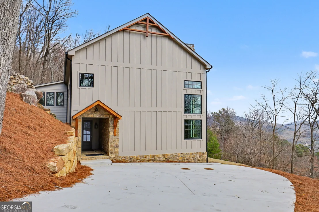 Photo of 416 Winding View