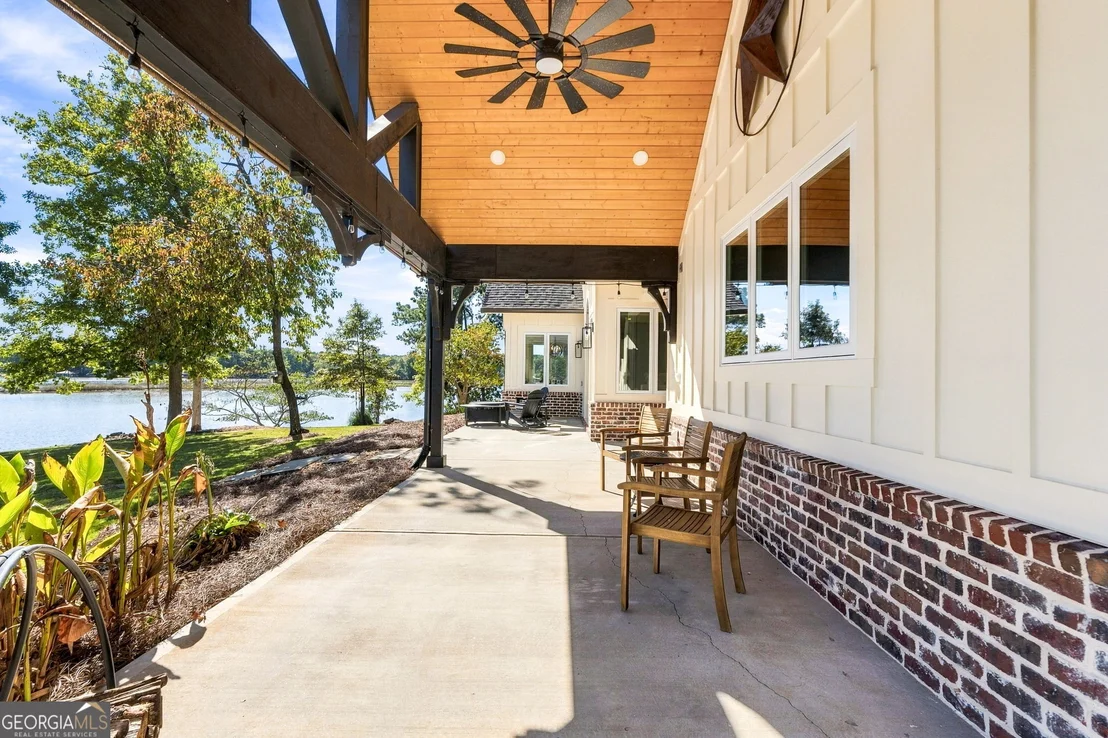 Photo of 451 Mayo Road