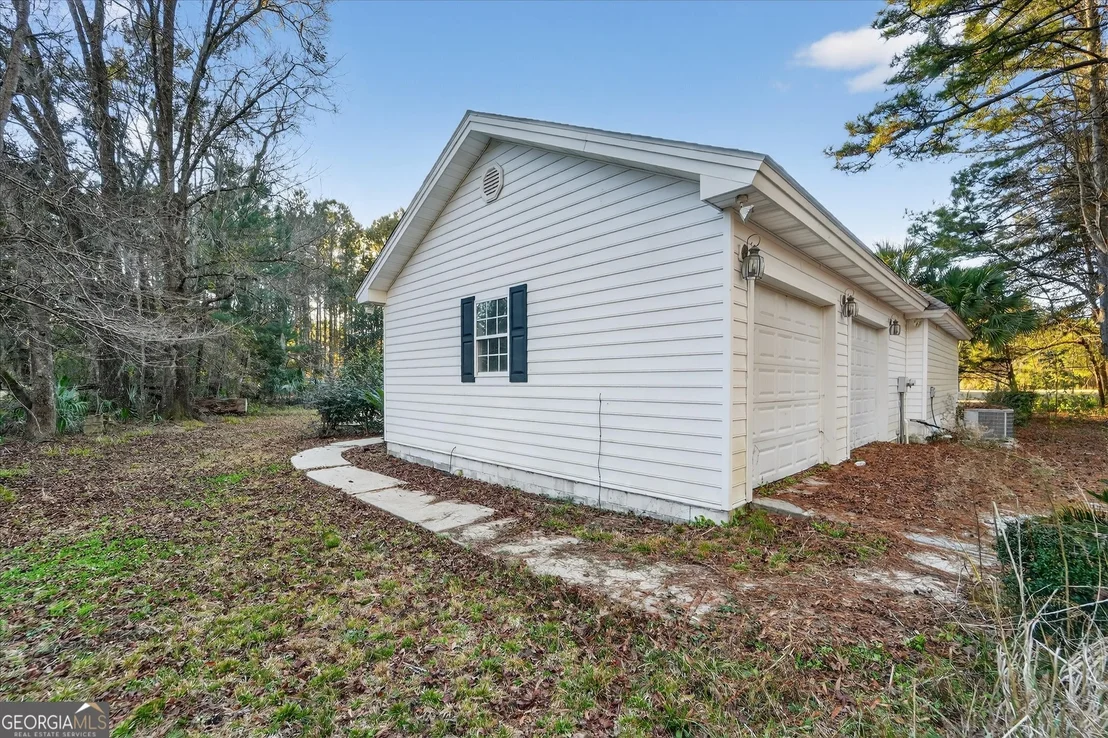 Photo of 1047 Juniper Lane