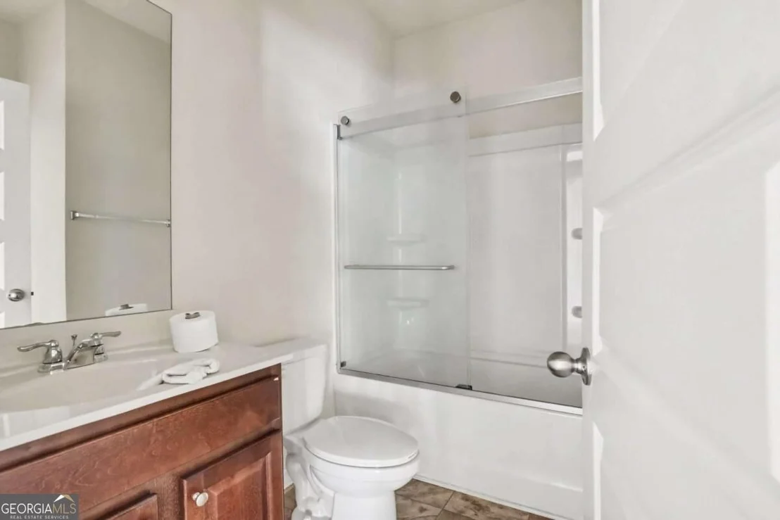 Photo of 646 Toronto Circle