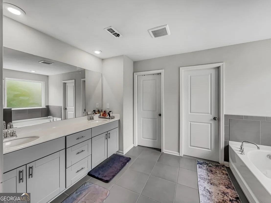 Photo of 5880 Hackberry Lane