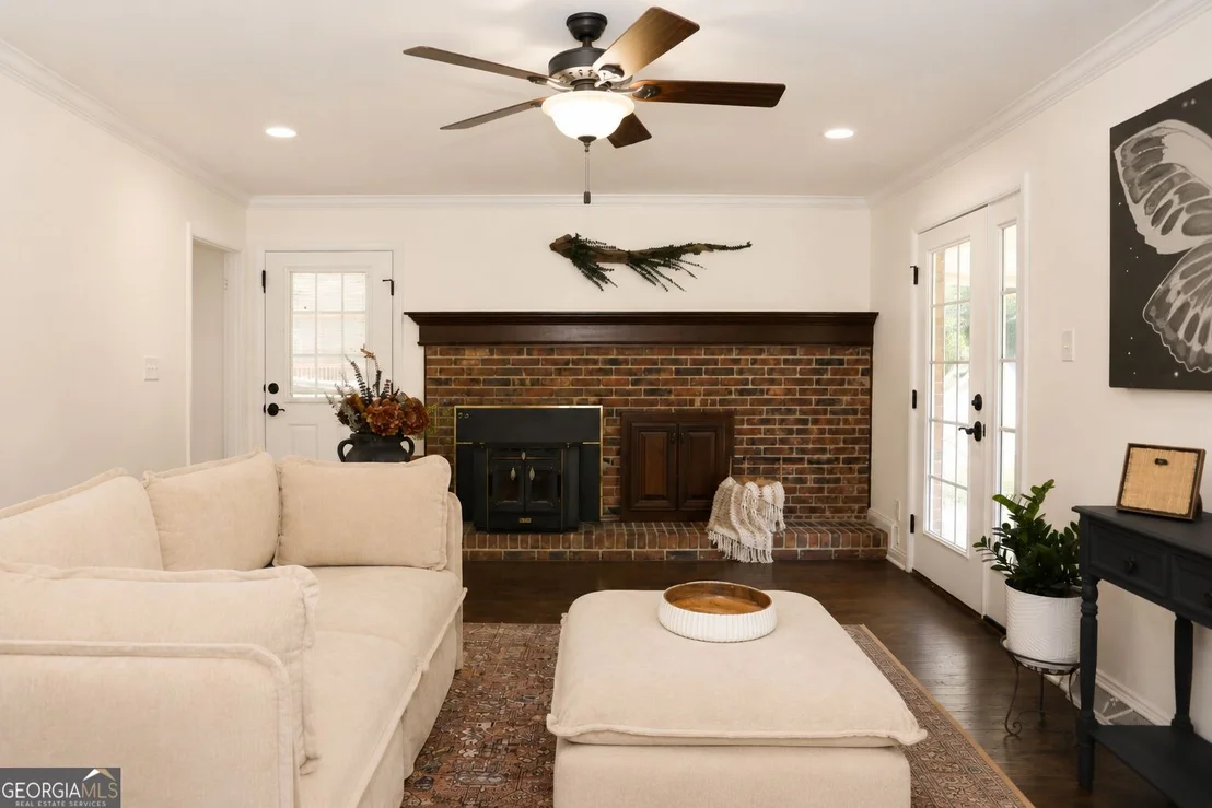 Photo of 224 Windsor Drive
