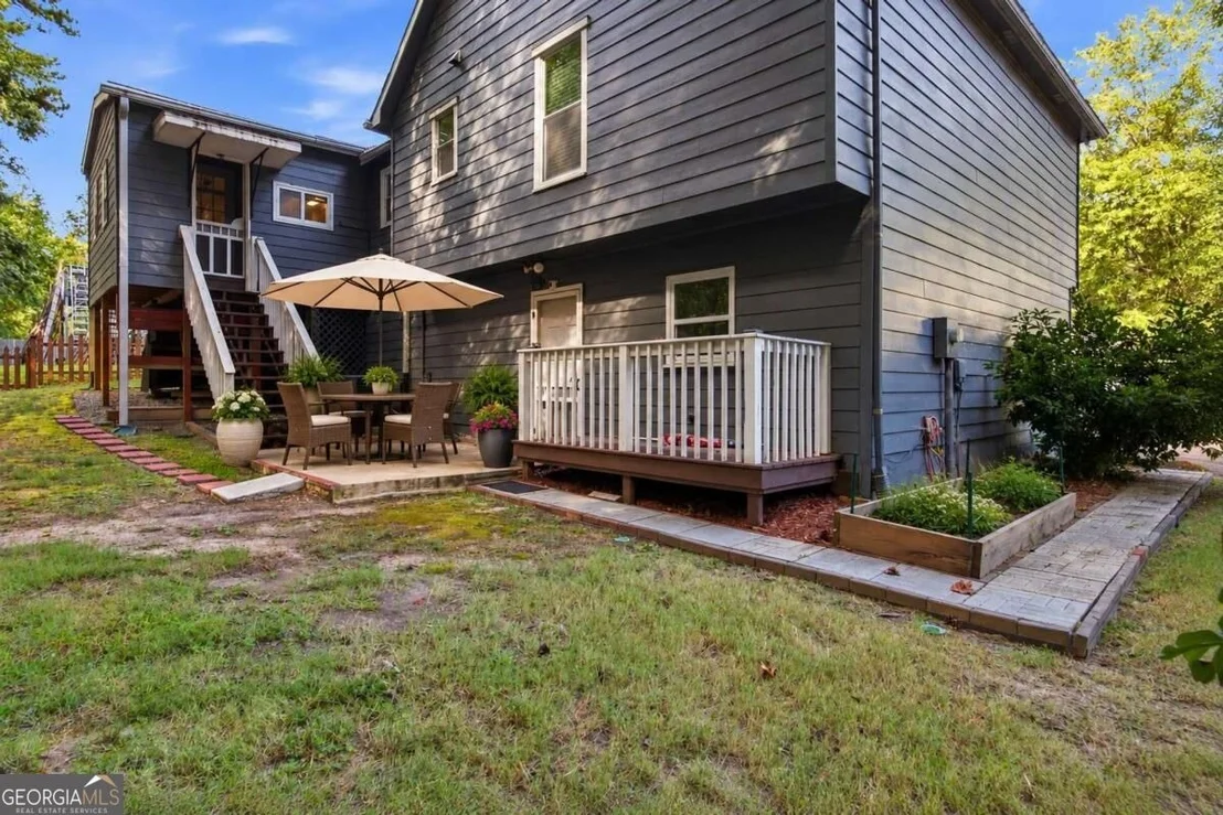 Photo of 115 Aztec Way SE