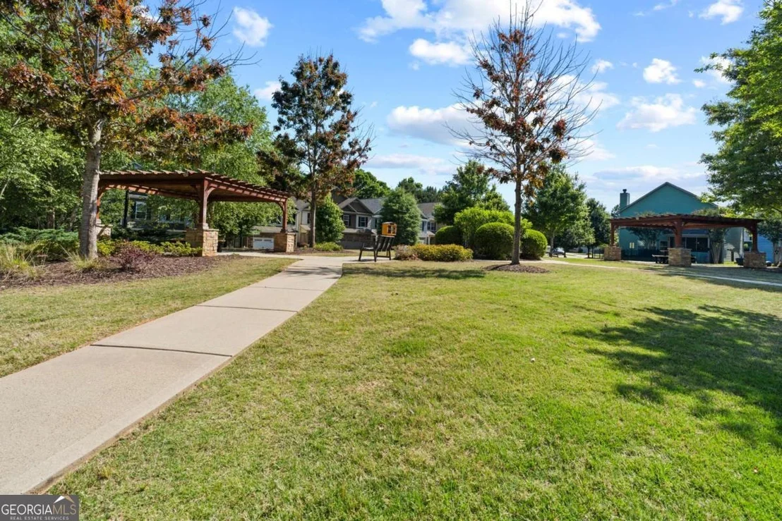 Photo of 1013 Water Oak Trace