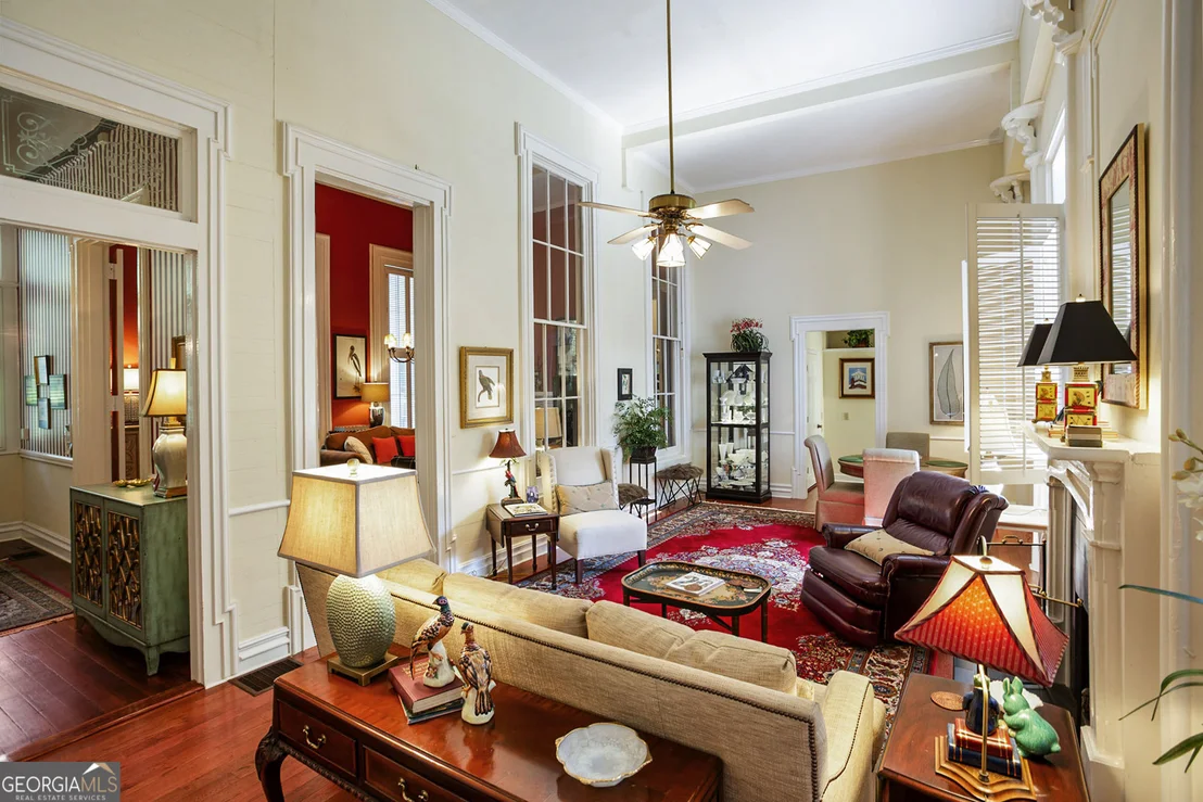 Photo of 534 W WEST BROAD Street