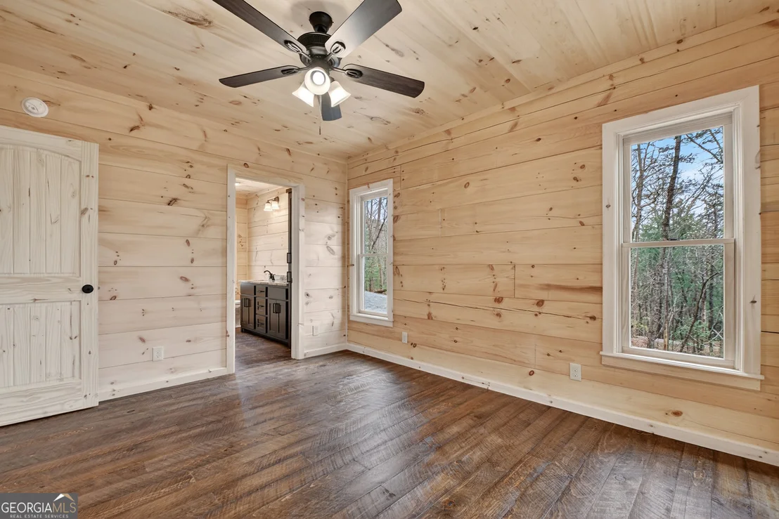 Photo of 962 Maggie Chapman Road