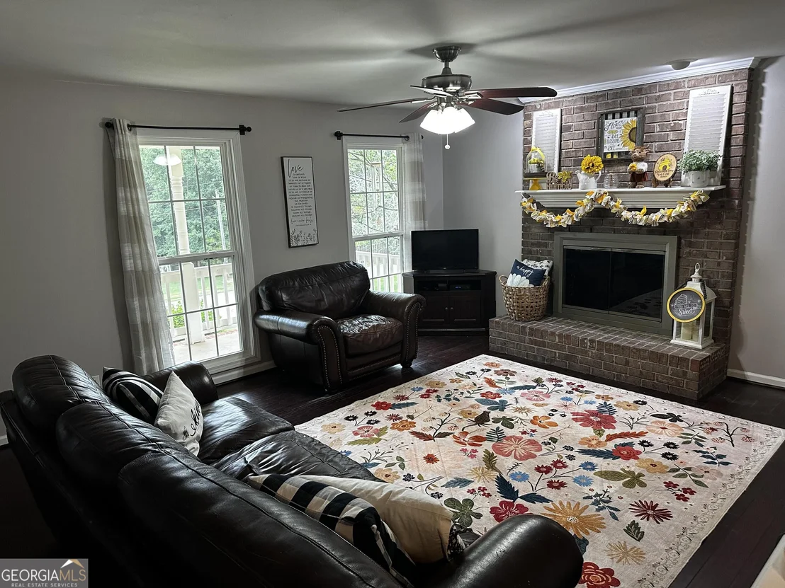 Photo of 692 Crawford Circle