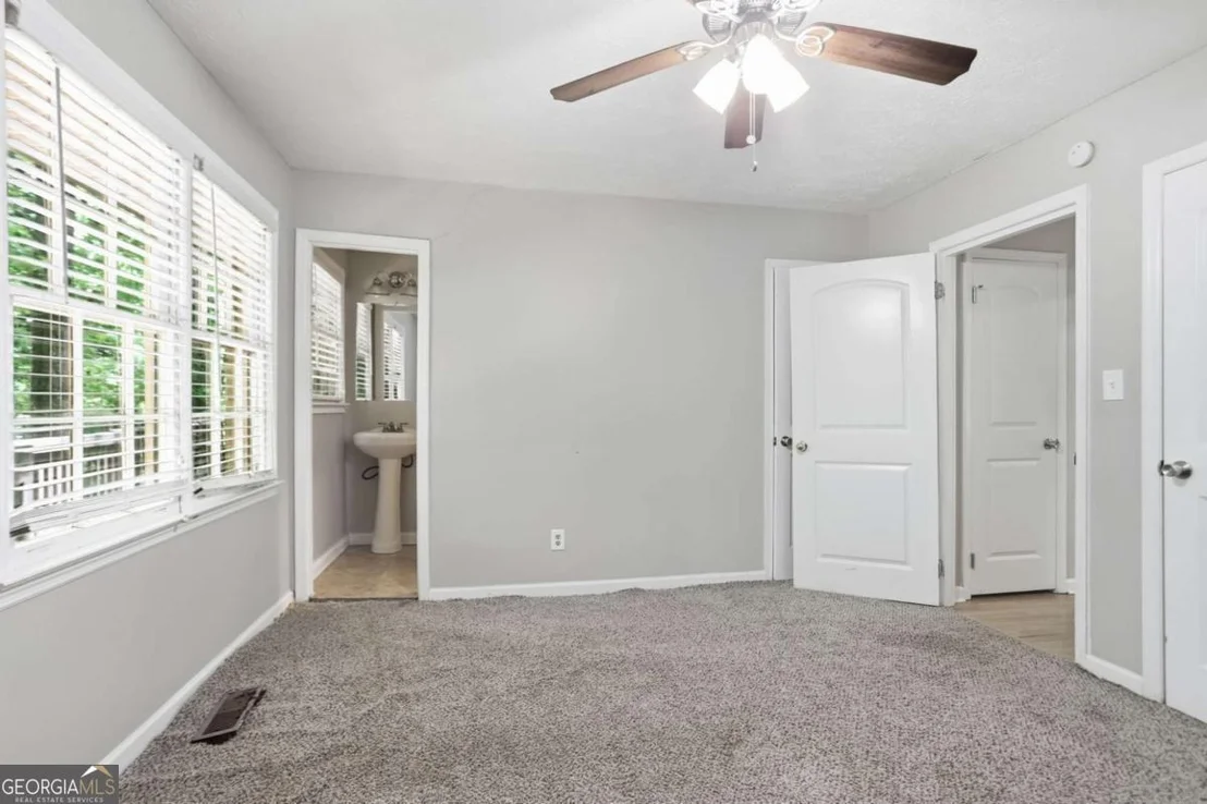 Photo of 3082 Lake Ranch Drive