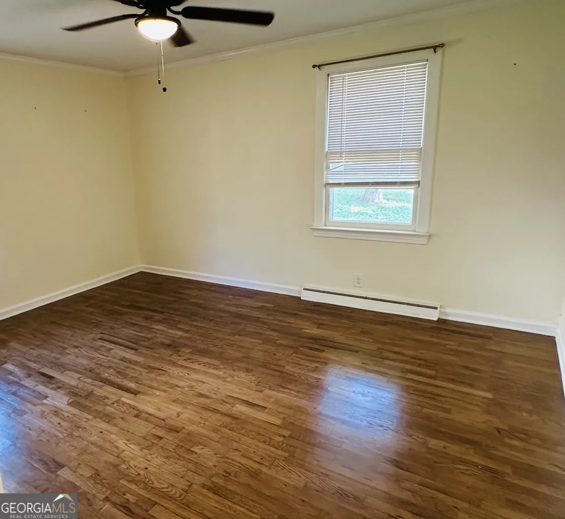 Photo of 110 N Chilton Crescent