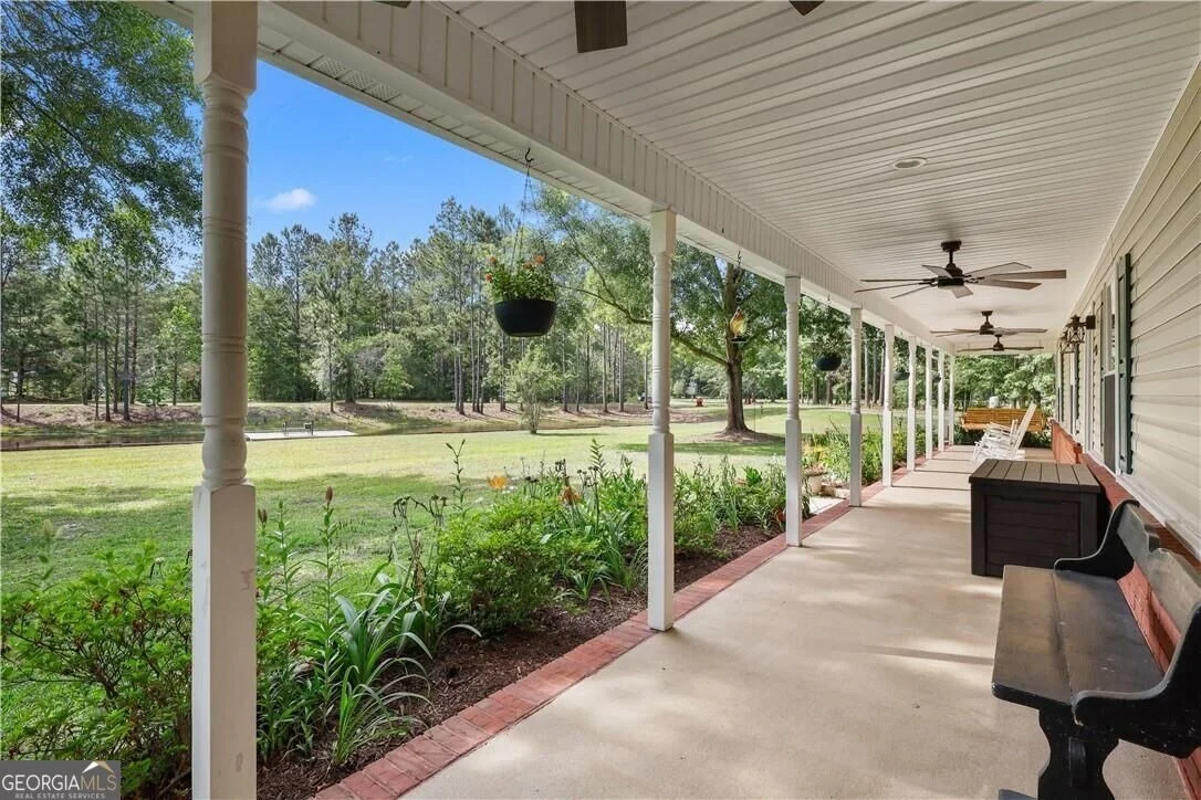 Photo of 3158 Midland Road