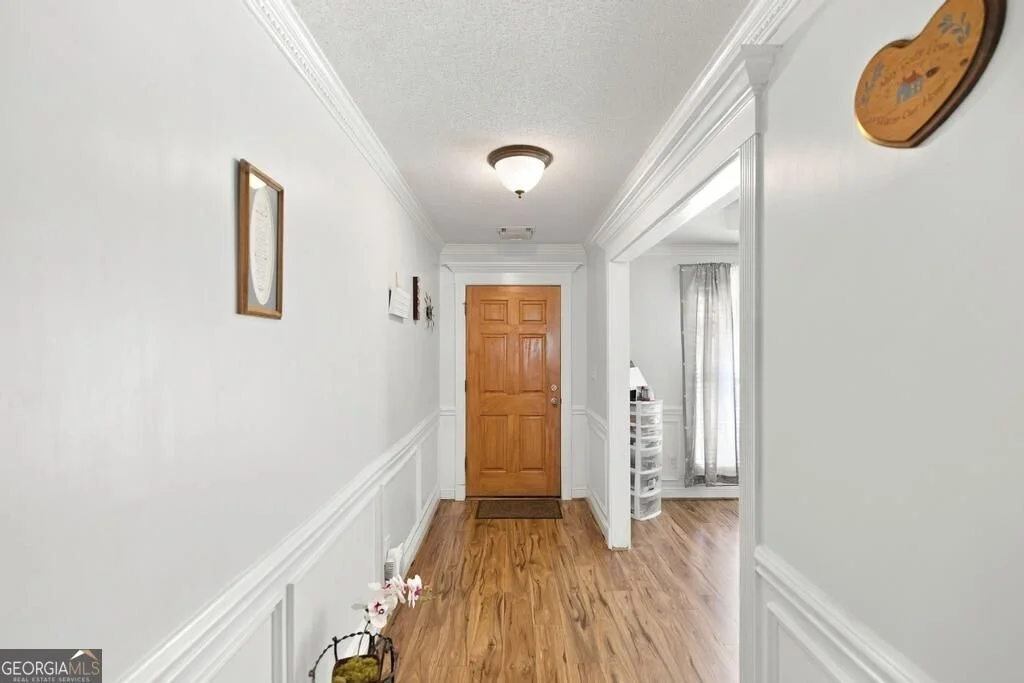Photo of 256 Ellicott Drive