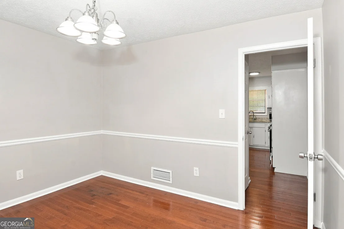 Photo of 3409 Mill Stream Lane SW