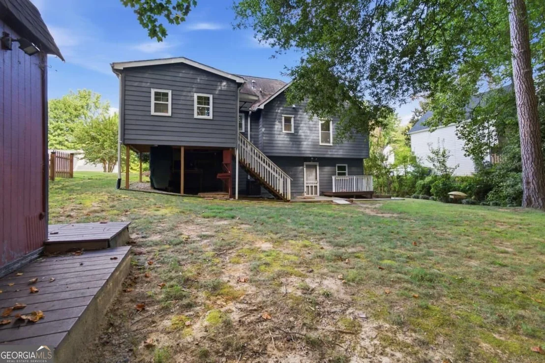 Photo of 115 Aztec Way SE