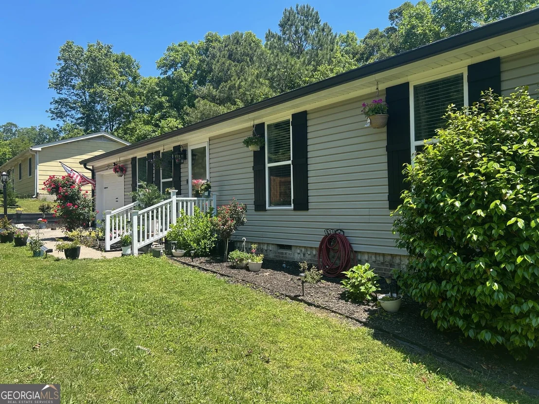Photo of 391 Oak Tree Road
