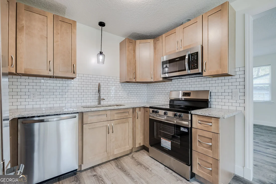 Photo of 308 E 4th Street