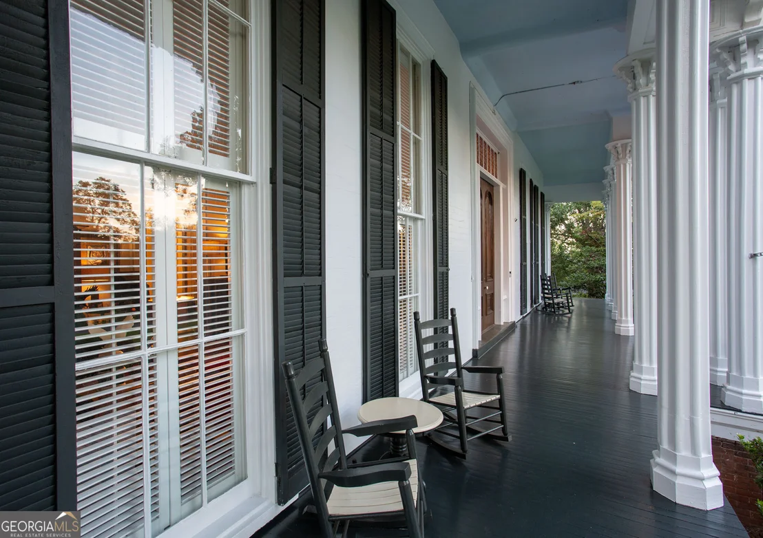 Photo of 534 W WEST BROAD Street
