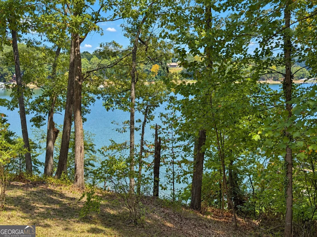 Photo of 669 Shorewood Circle