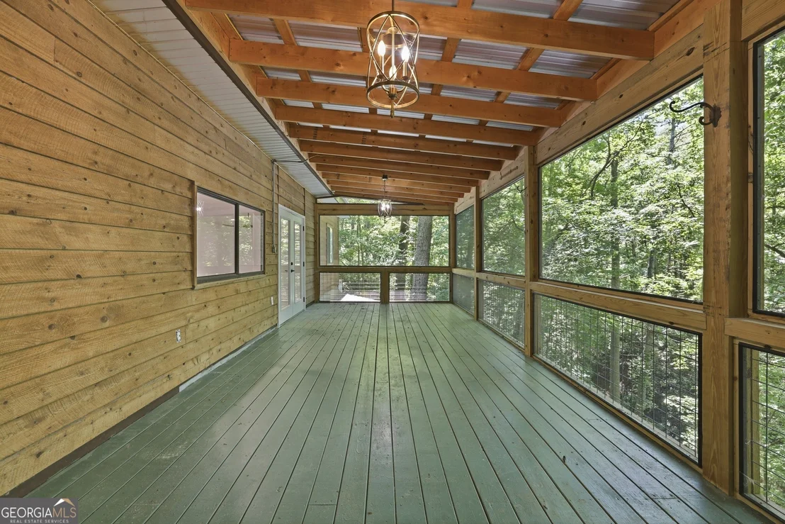 Photo of 700 Sillycook Trail