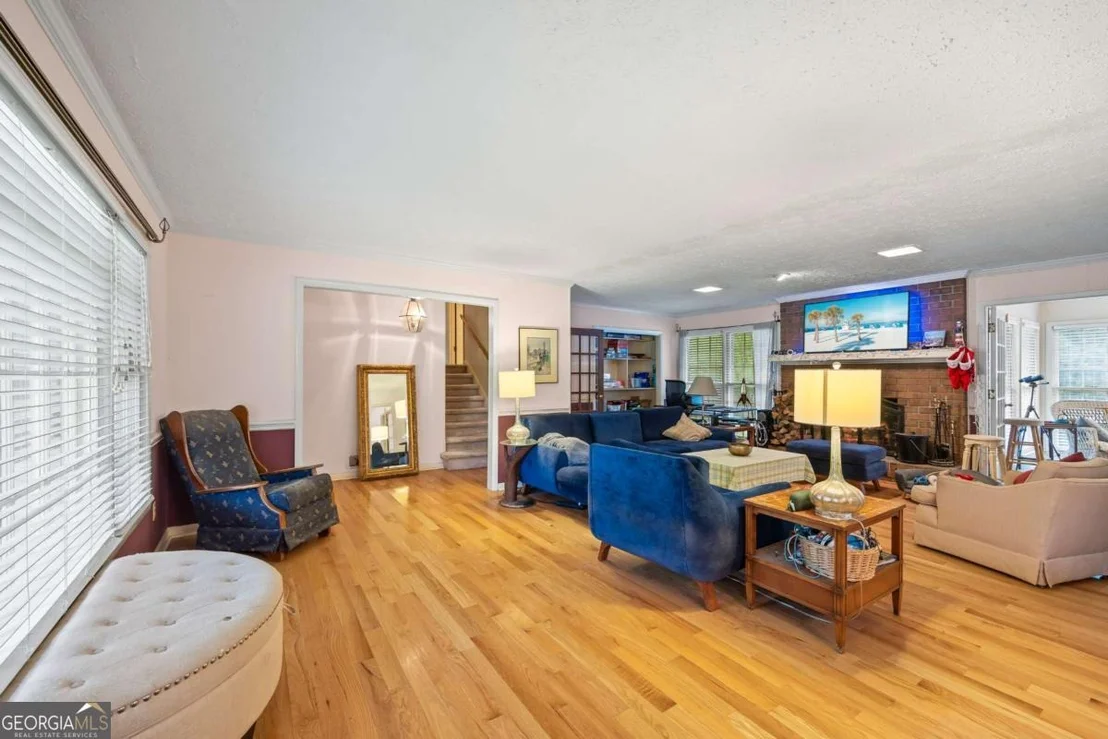 Photo of 401 N 5th Avenue