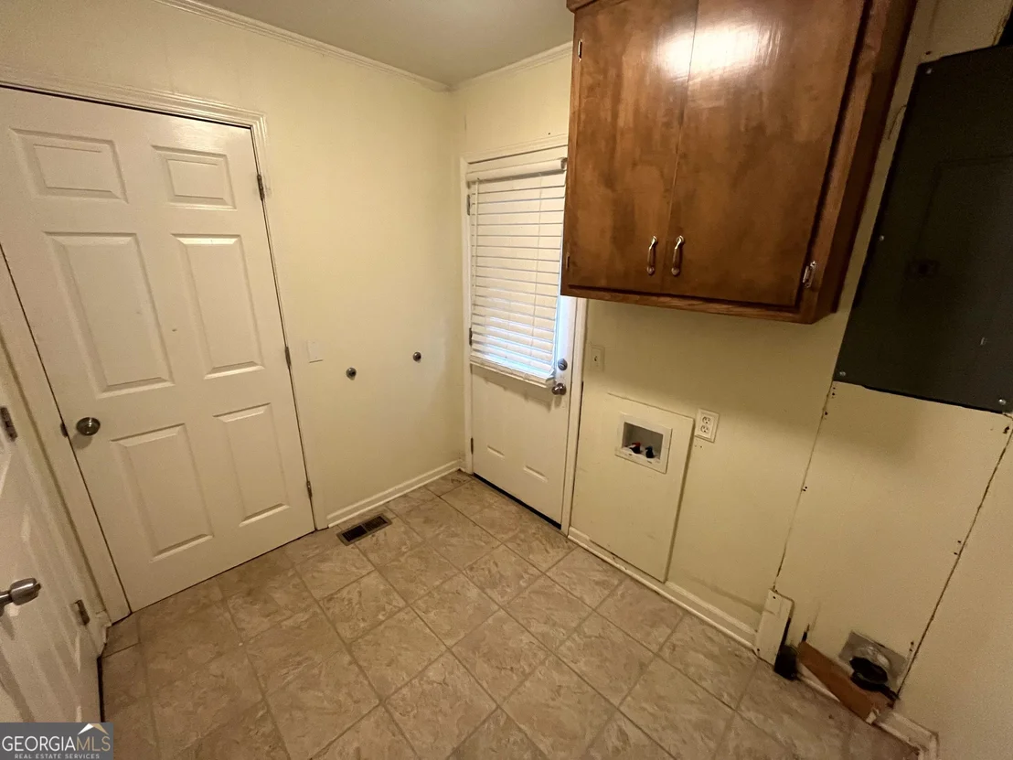Photo of 8750 Sandy Cross Road