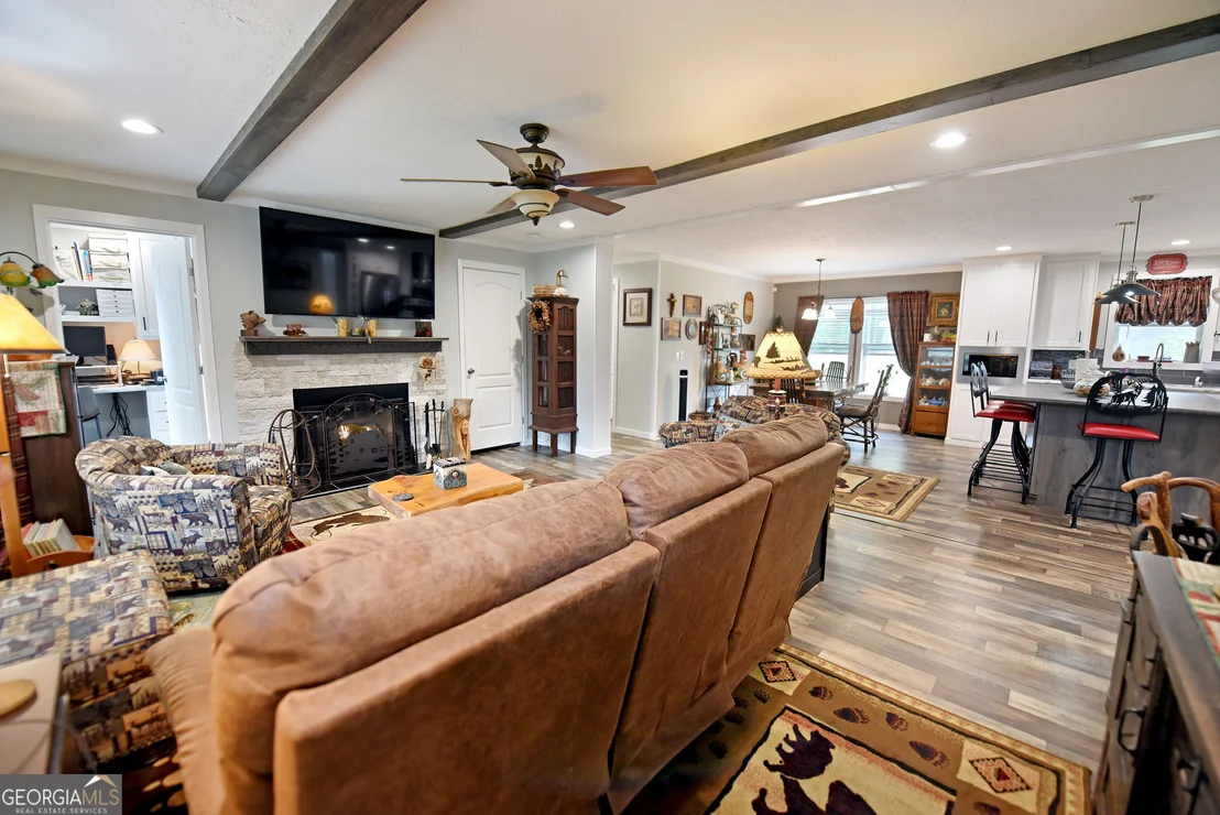 Photo of 460 Holly Point Drive