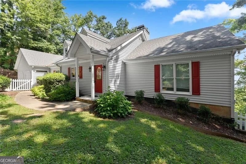 Photo of 1015 Eagle Ridge Road