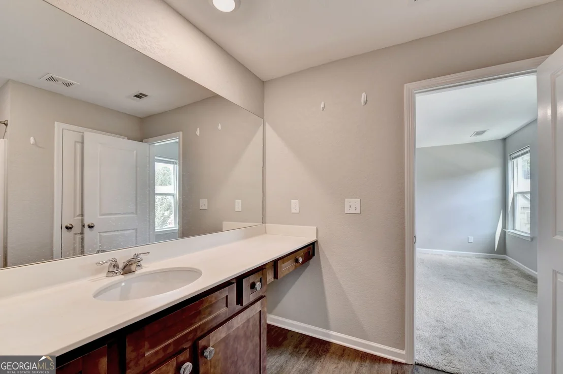 Photo of 784 Fitzroy Drive