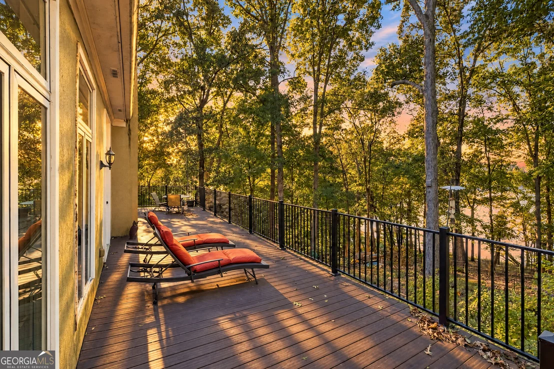 Photo of 3601 Lakeview Drive