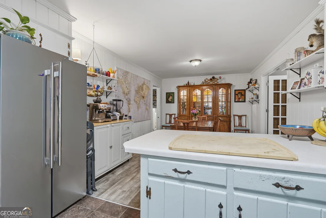 Photo of 1179 Matthews Place