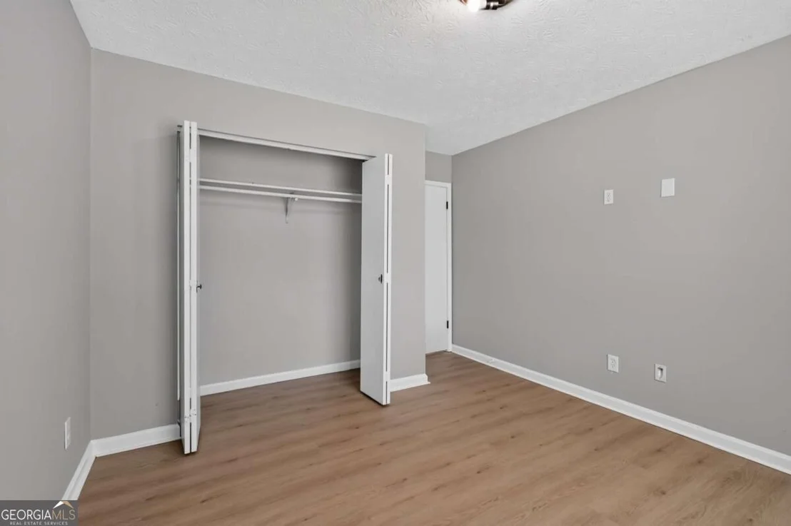 Photo of 3217 Canterbury Trail