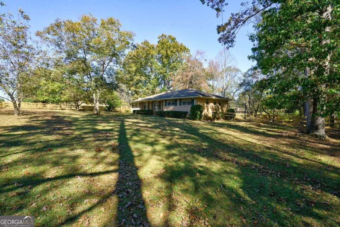 Photo of 8100 Hog Mountain Road