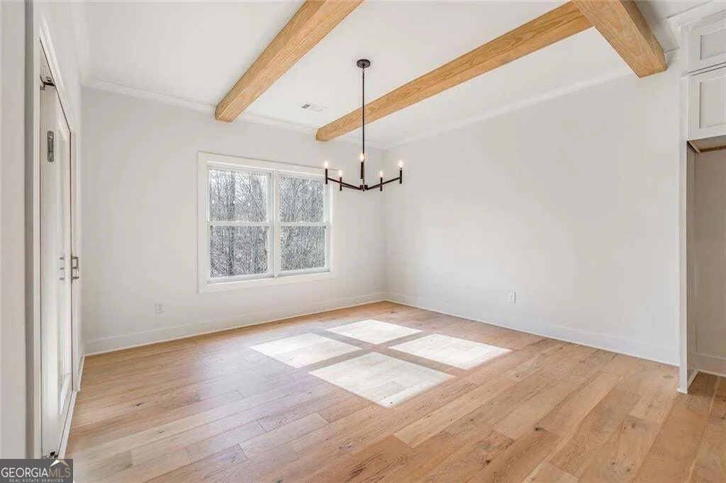 Photo of 5812 Swinging Gate Road