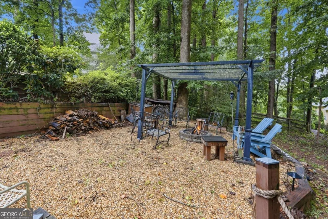 Photo of 214 Glenbrook Lane