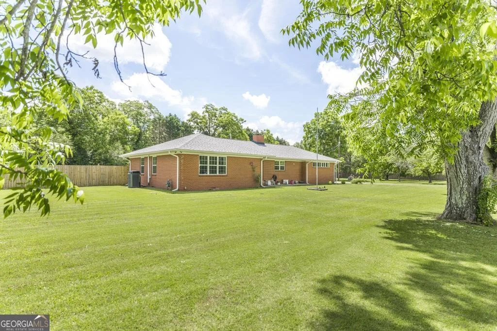 Photo of 3261 Walden Road