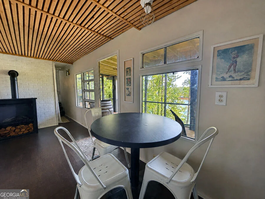 Photo of 332 Addis Circle