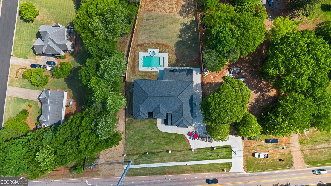 Photo of 1035 Auburn Road