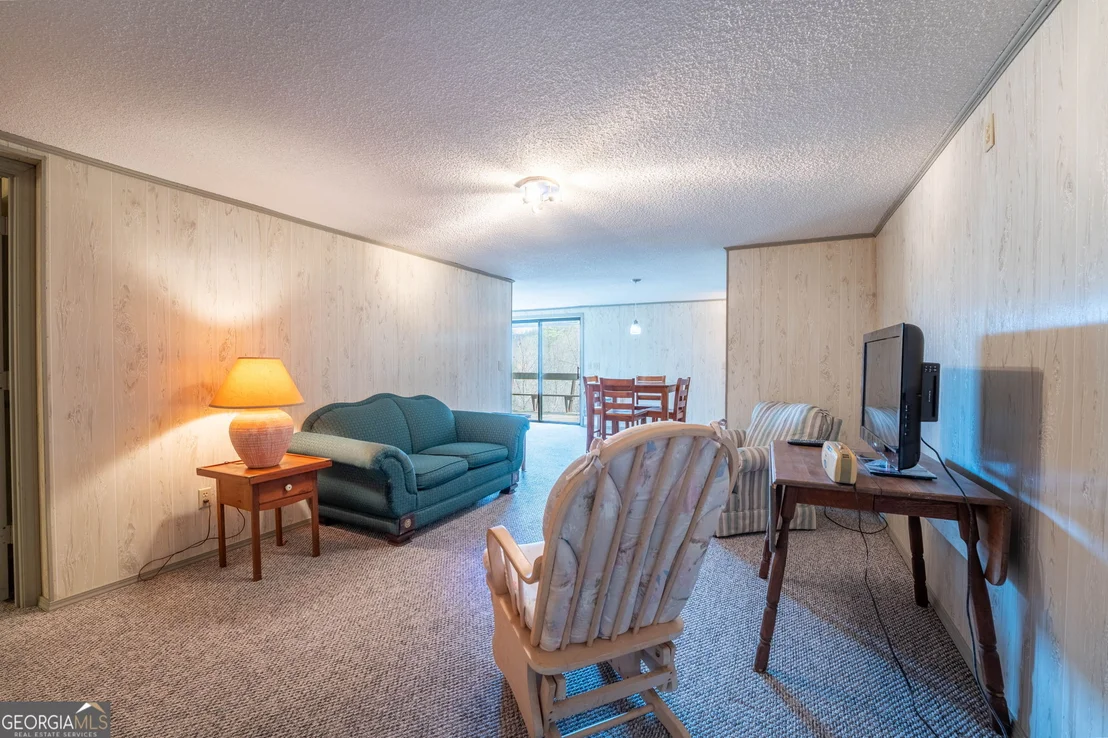 Photo of 375 Western Way