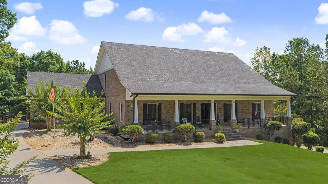 Photo of 300 Brook Road