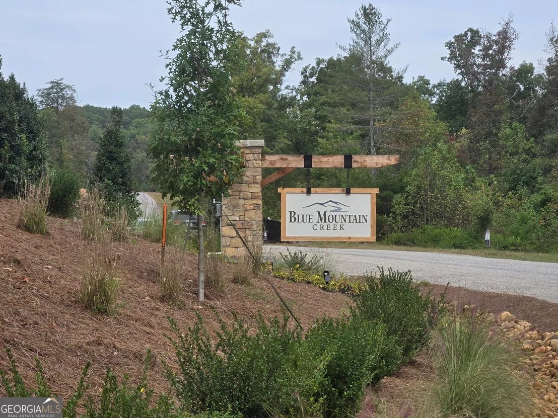Photo of 396 Greenfield Road